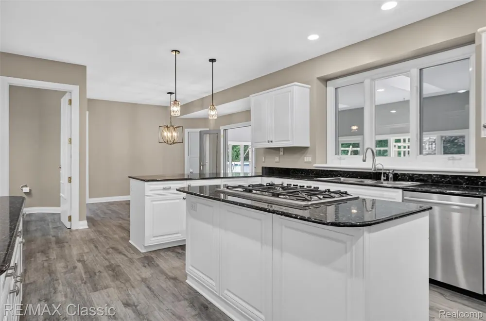 13340 Spencer Road Brighton Township, MI 48380
