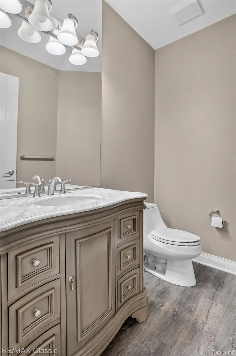 13340 Spencer Road Brighton Township, MI 48380