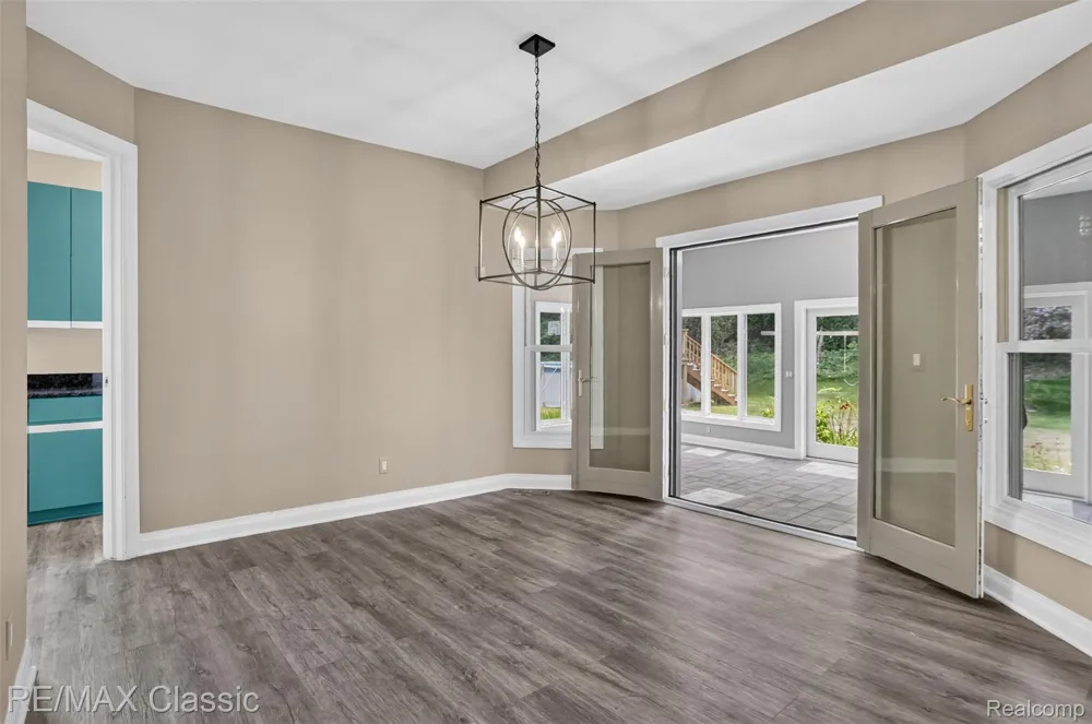 13340 Spencer Road Brighton Township, MI 48380