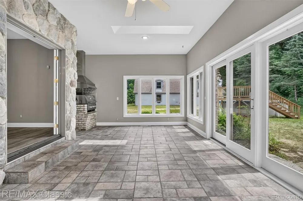 13340 Spencer Road Brighton Township, MI 48380