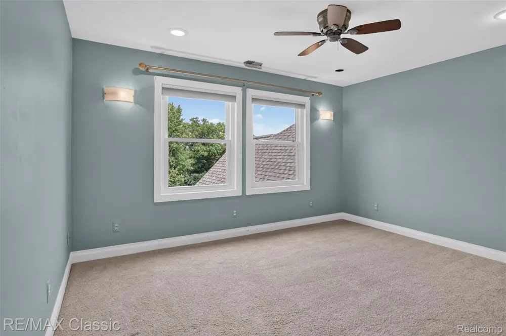 13340 Spencer Road Brighton Township, MI 48380