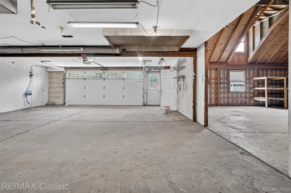 13340 Spencer Road Brighton Township, MI 48380