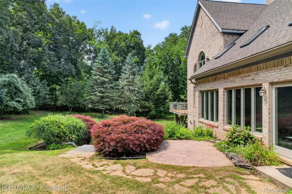13340 Spencer Road Brighton Township, MI 48380