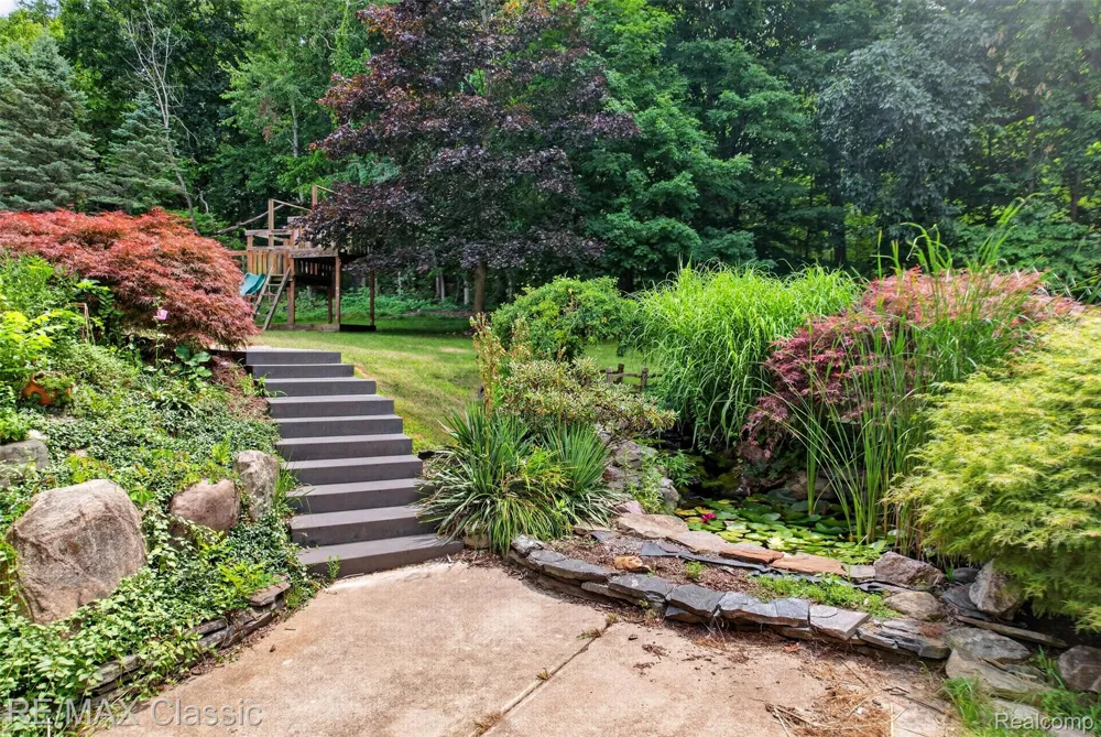 13340 Spencer Road Brighton Township, MI 48380