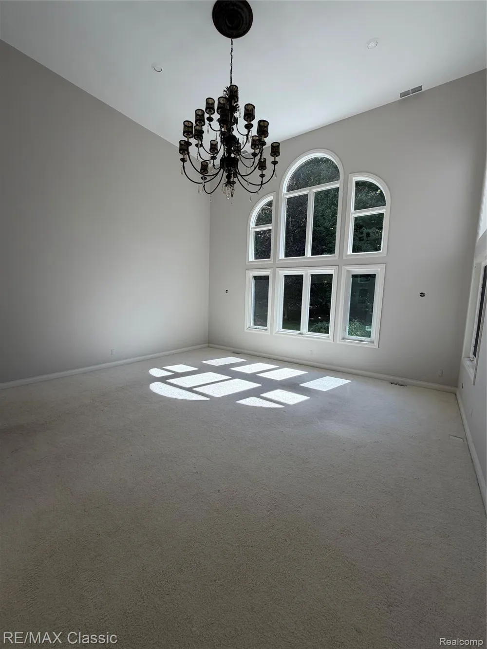 13340 Spencer Road Brighton Township, MI 48380