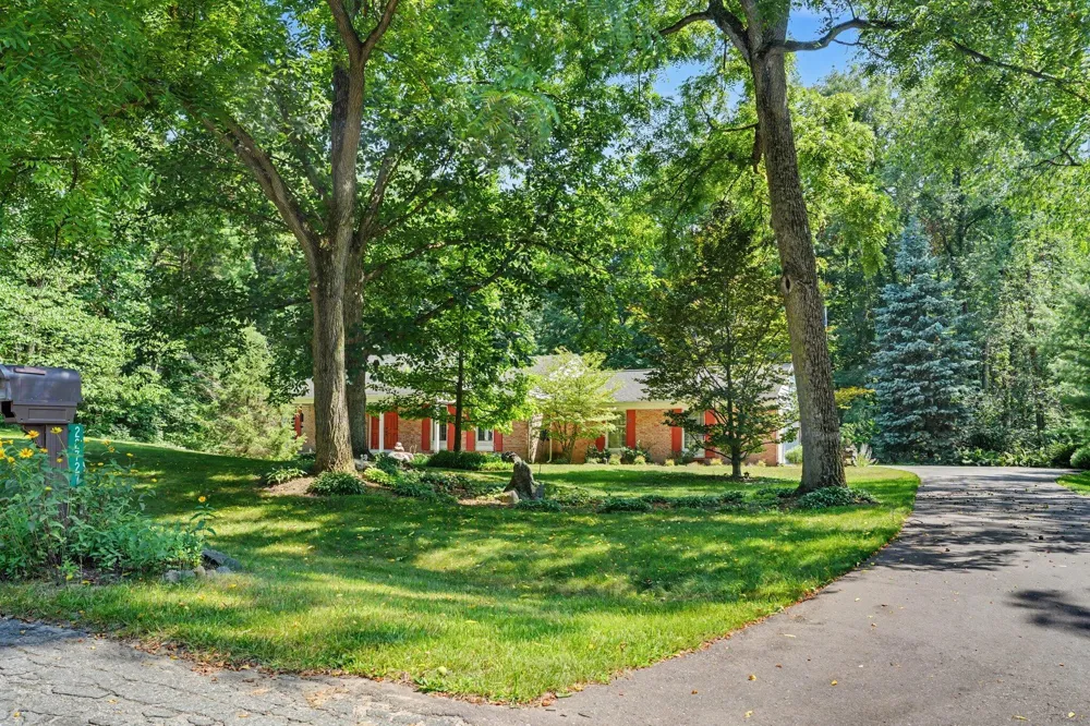 22727 Sunset Drive Almena Township, MI 49009