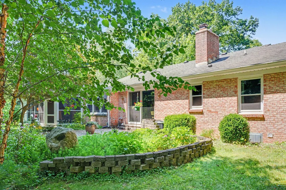 22727 Sunset Drive Almena Township, MI 49009