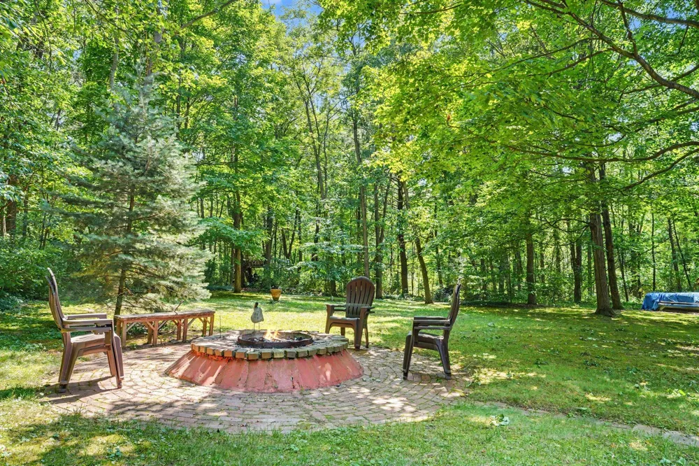 22727 Sunset Drive Almena Township, MI 49009