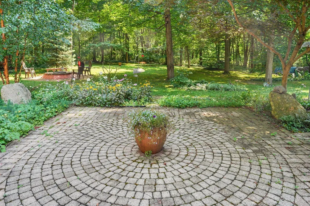 22727 Sunset Drive Almena Township, MI 49009