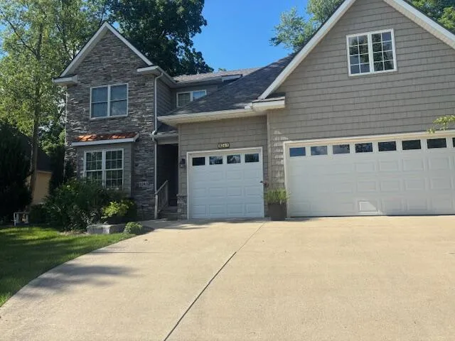 8243 Heathertree Lane Brighton City, MI 48116