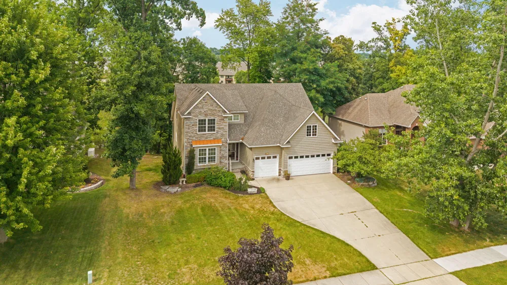 8243 Heathertree Lane Brighton City, MI 48116