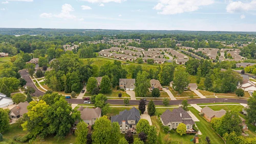 8243 Heathertree Lane Brighton City, MI 48116