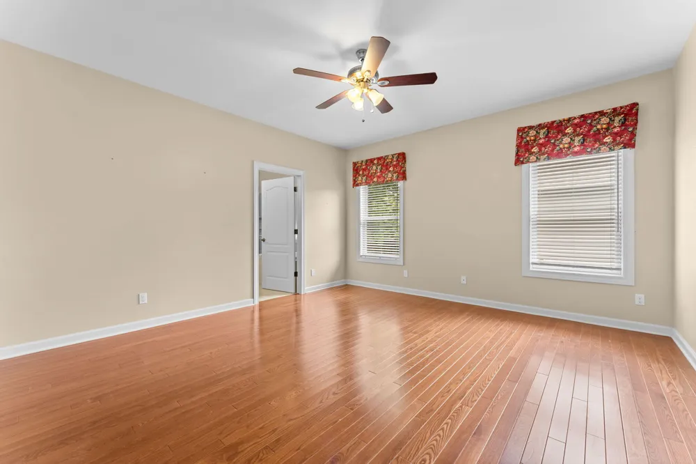 8243 Heathertree Lane Brighton City, MI 48116