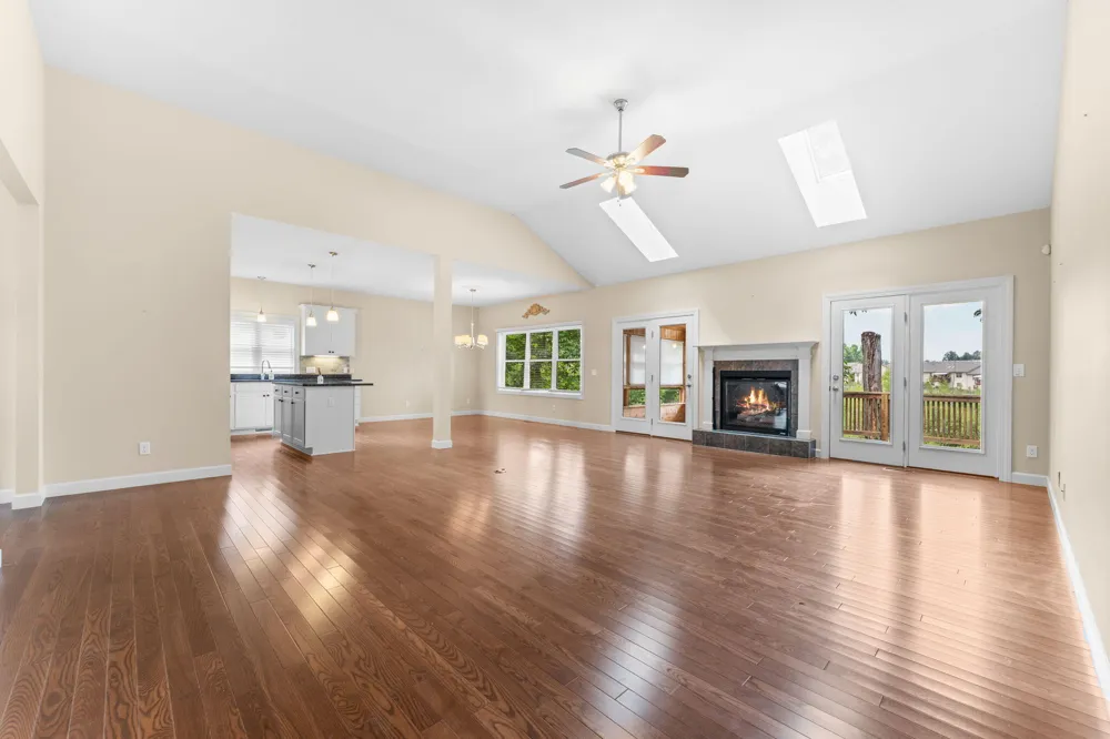 8243 Heathertree Lane Brighton City, MI 48116