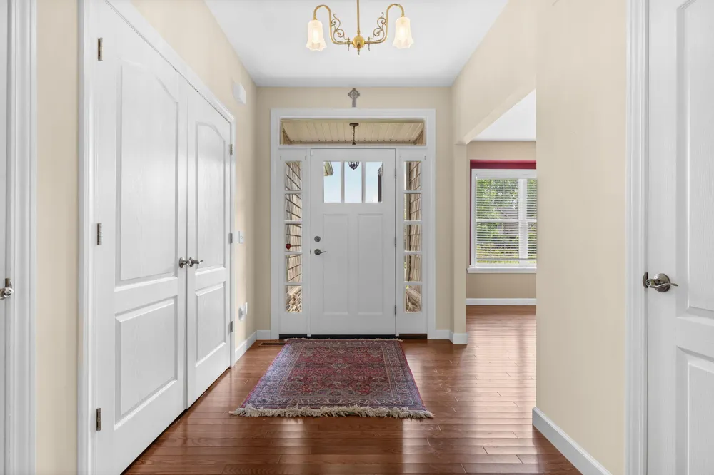 8243 Heathertree Lane Brighton City, MI 48116