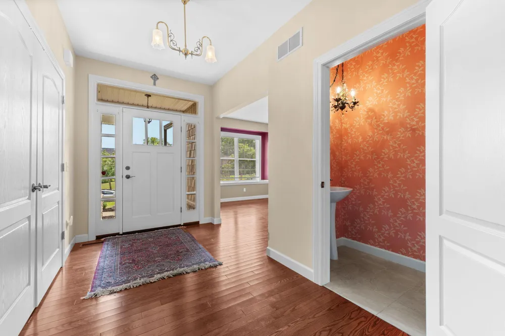 8243 Heathertree Lane Brighton City, MI 48116