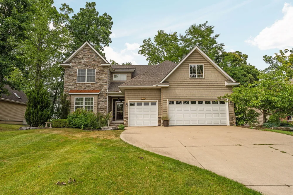 8243 Heathertree Lane Brighton City, MI 48116