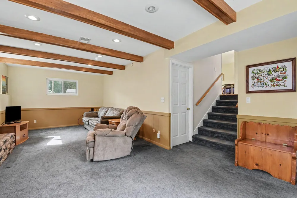 8364 Atlanta Drive NE Cannon Township, MI 49341
