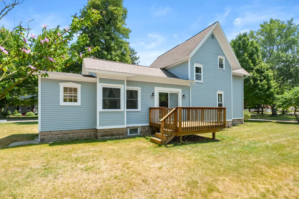 120 Hicks Avenue Plainwell City, MI 49080
