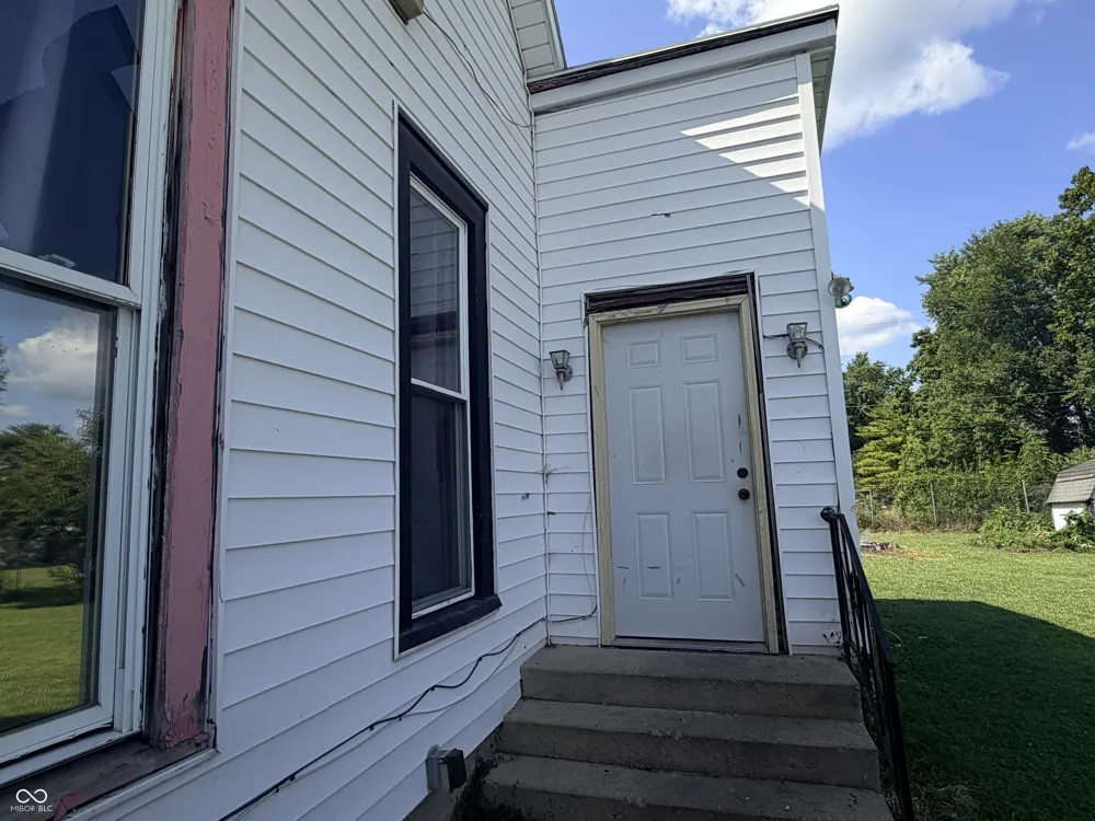 1414 E 8th Street Muncie, IN 47302