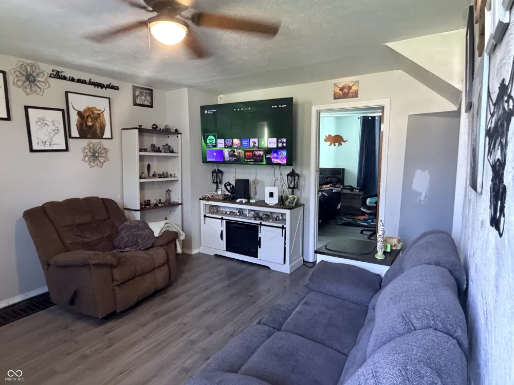 1414 E 8th Street Muncie, IN 47302