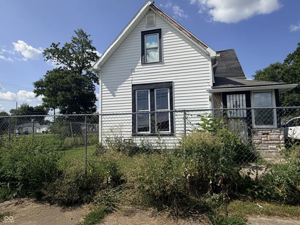 1414 E 8th Street Muncie, IN 47302