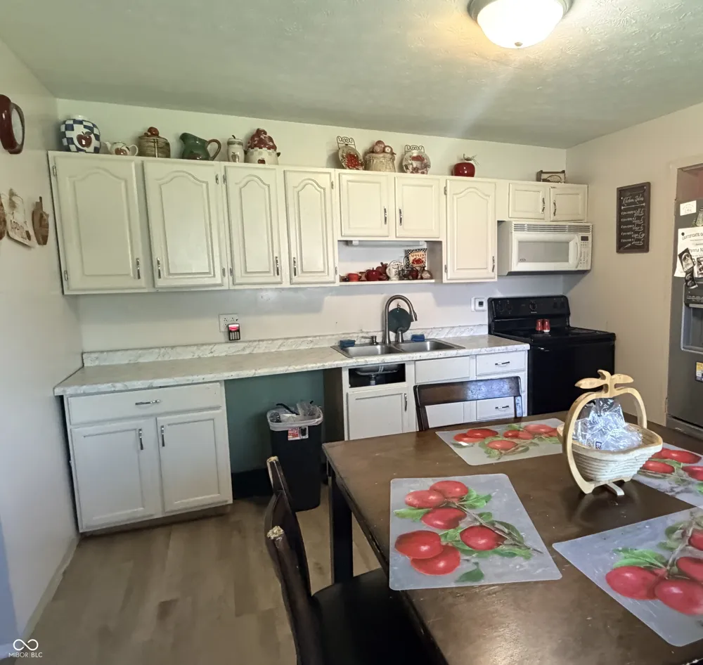 1414 E 8th Street Muncie, IN 47302
