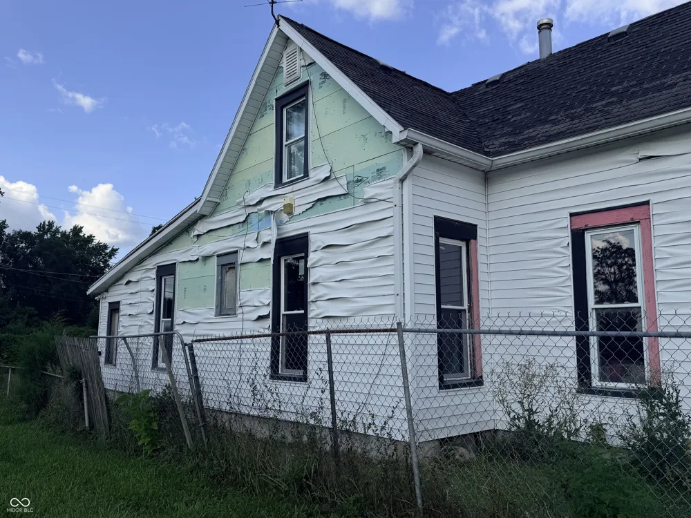 1414 E 8th Street Muncie, IN 47302