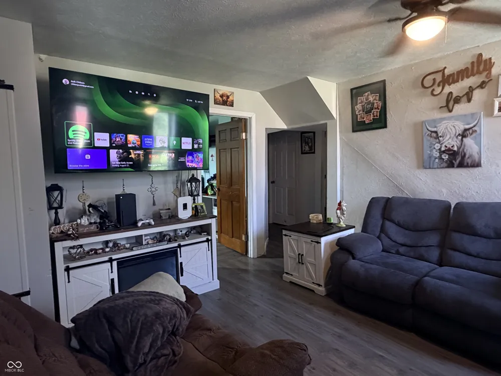 1414 E 8th Street Muncie, IN 47302
