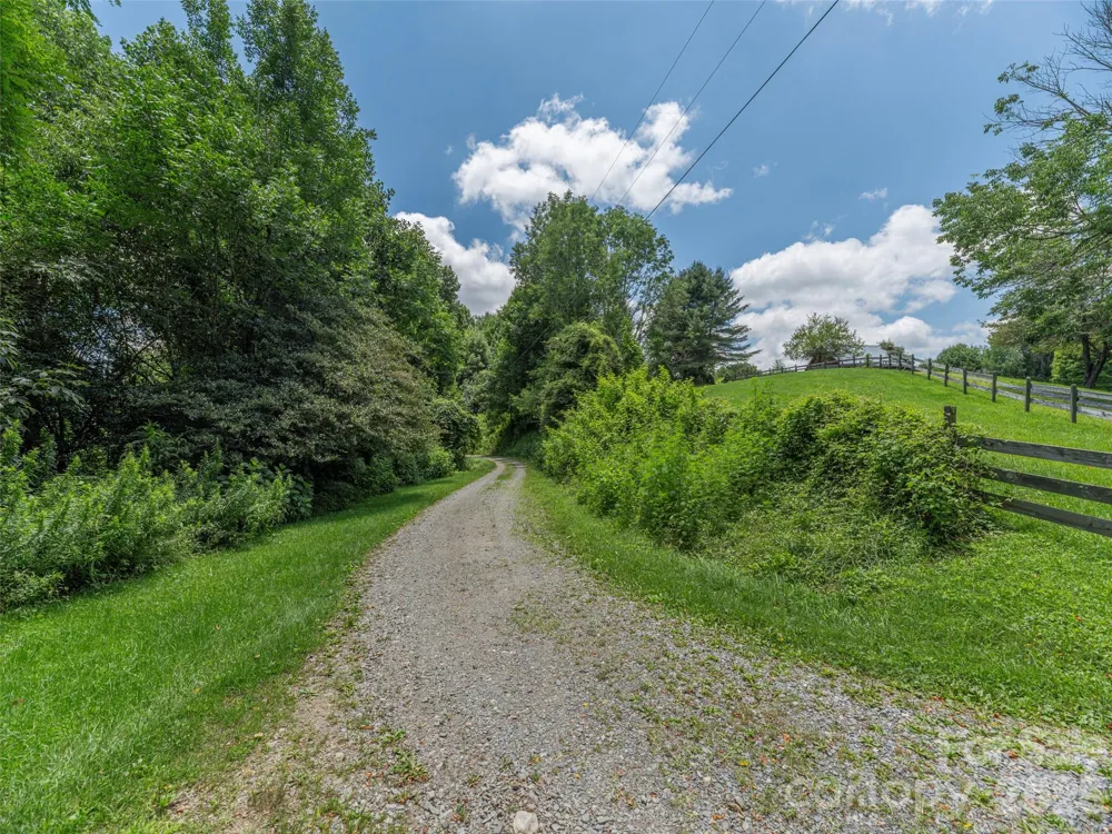 0000 Rough Knob Road Clyde, NC 28721