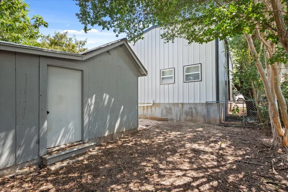 108 Private Road 127 Whitney, TX 76692