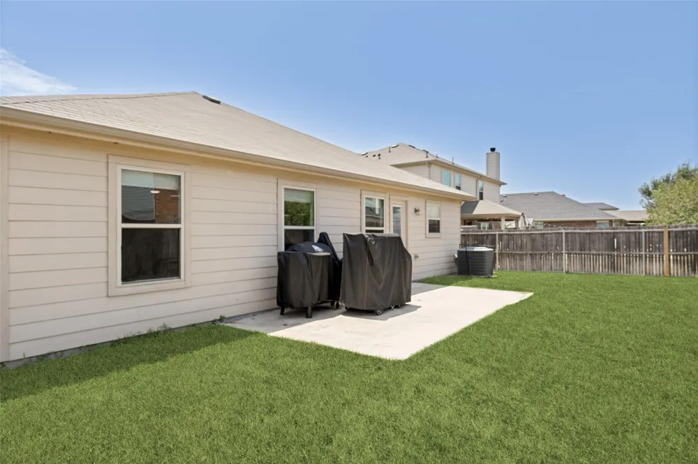 14845 Magnolia Lane Balch Springs, TX 75180