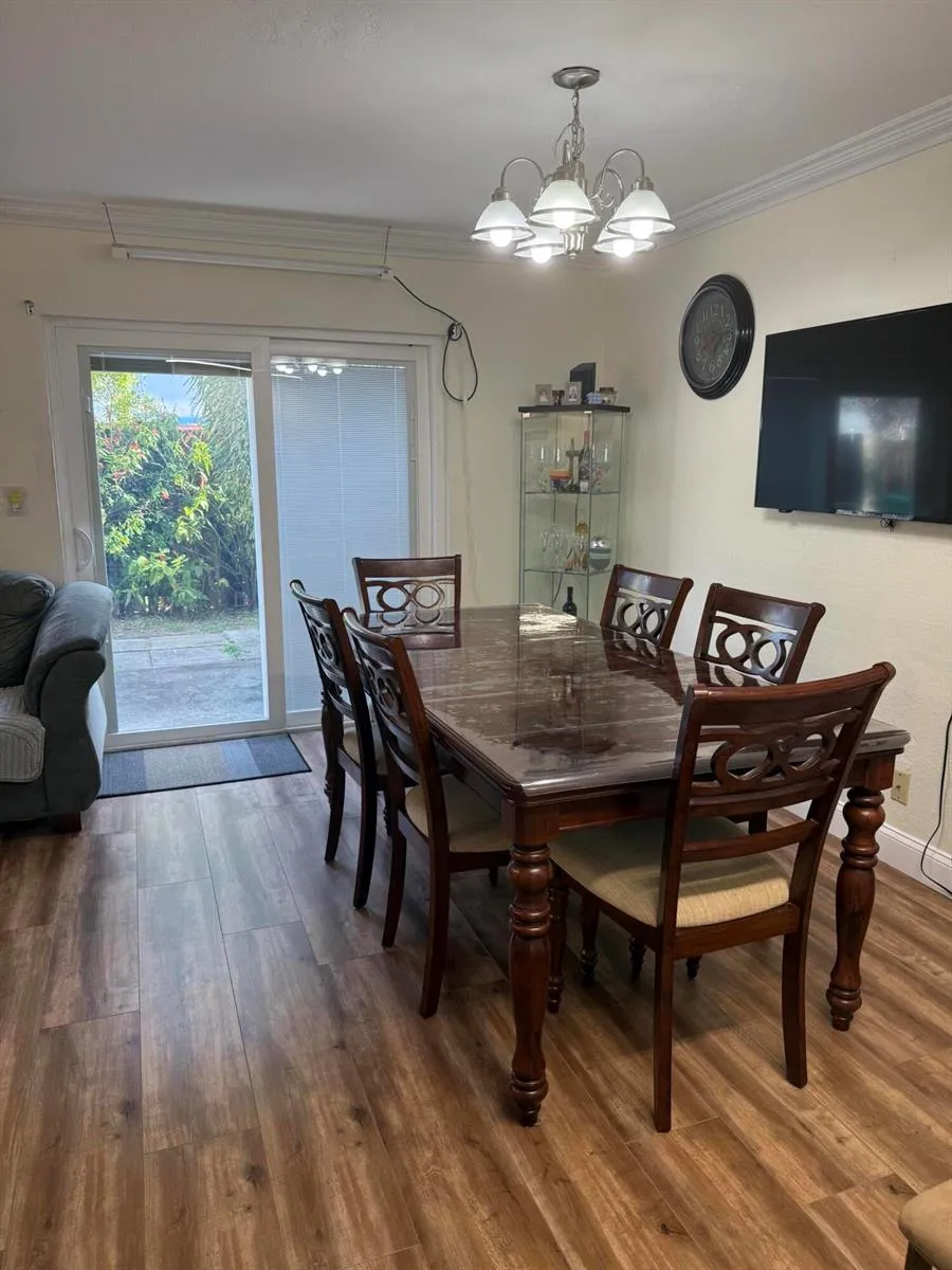 8040 SW 17TH PLACE #1-6 Davie, FL 33324
