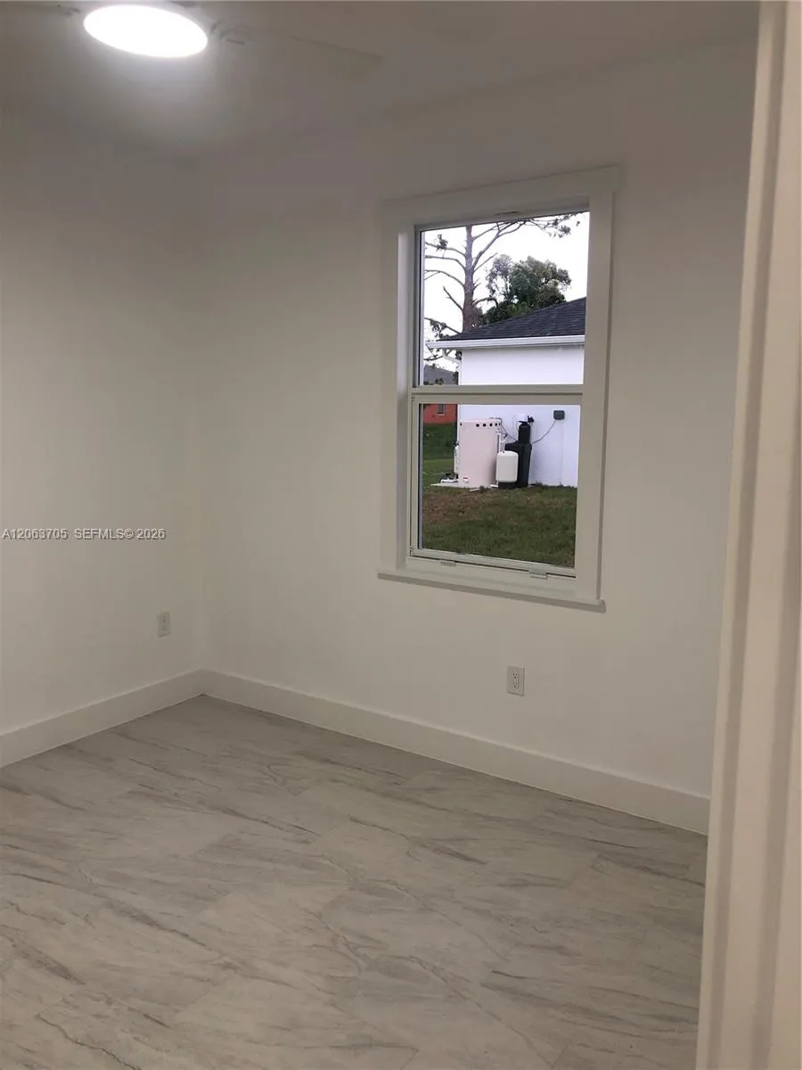 4572 Golfview Blvd #1 Lehigh Acres, FL 33973