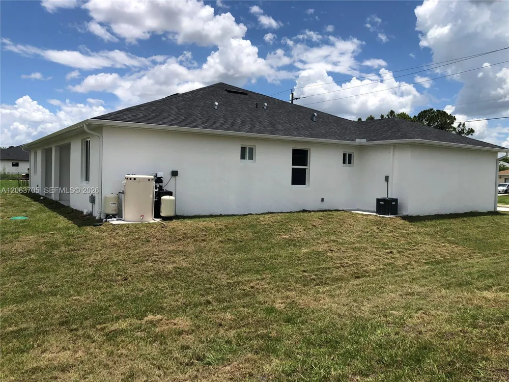 4572 Golfview Blvd #1 Lehigh Acres, FL 33973