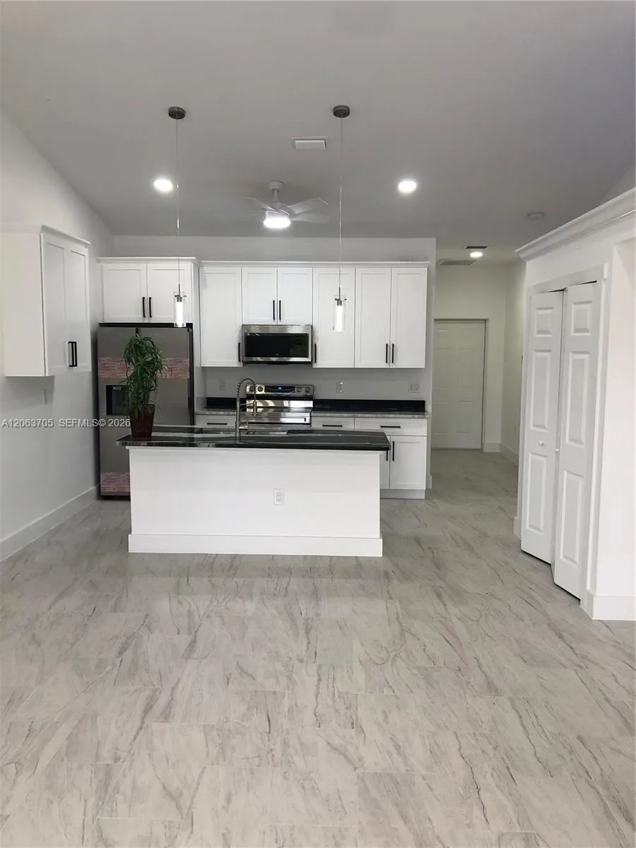 4572 Golfview Blvd #1 Lehigh Acres, FL 33973