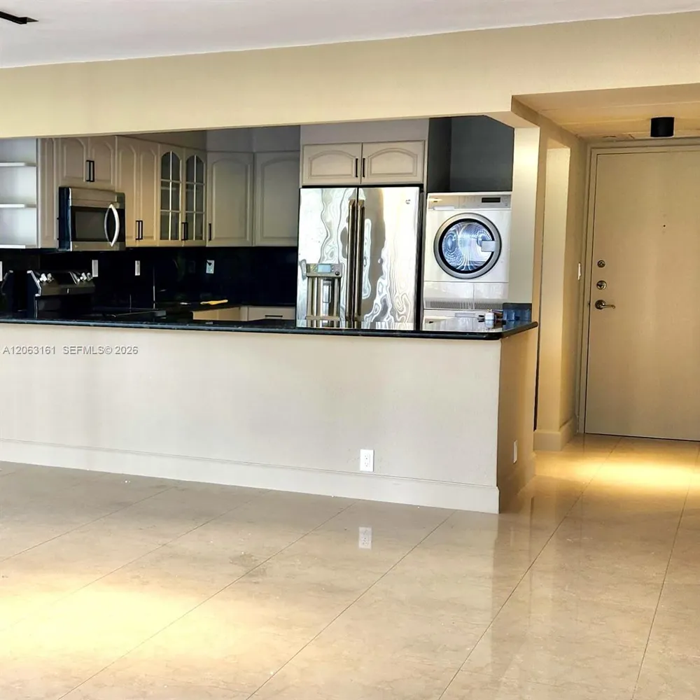 1901 Brickell Ave #B512 Miami, FL 33129