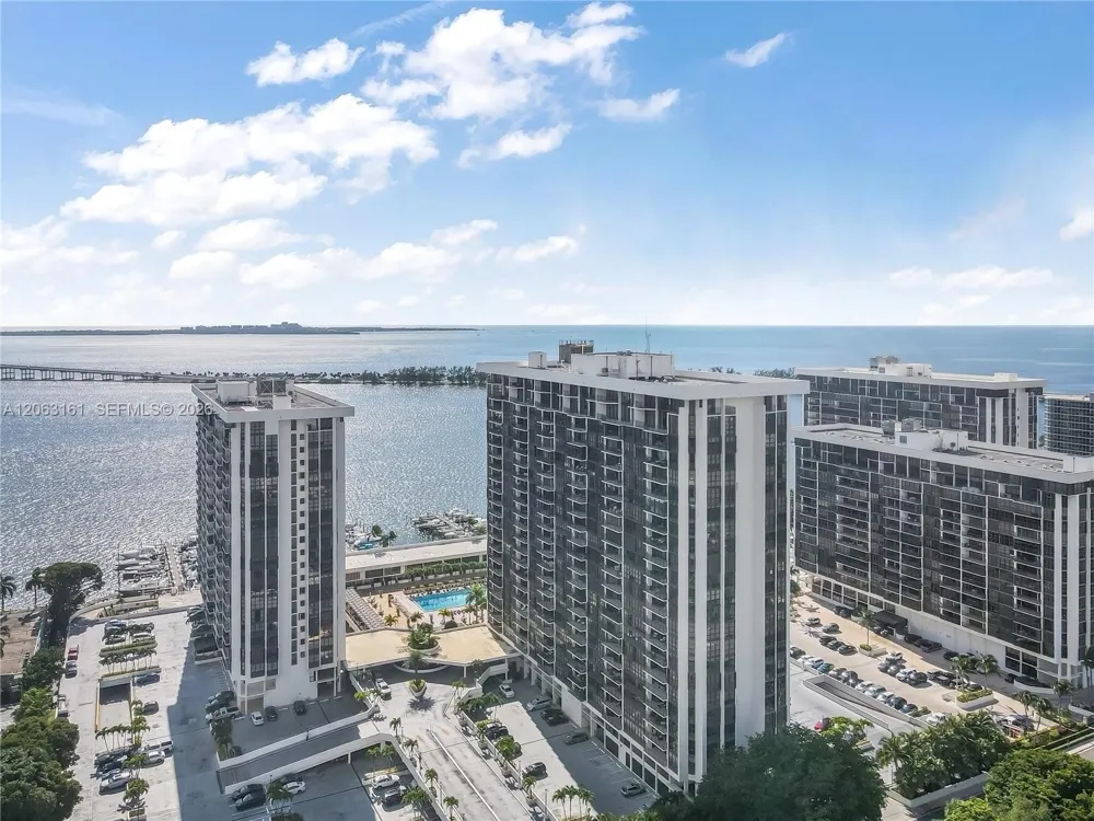 1901 Brickell Ave #B512 Miami, FL 33129