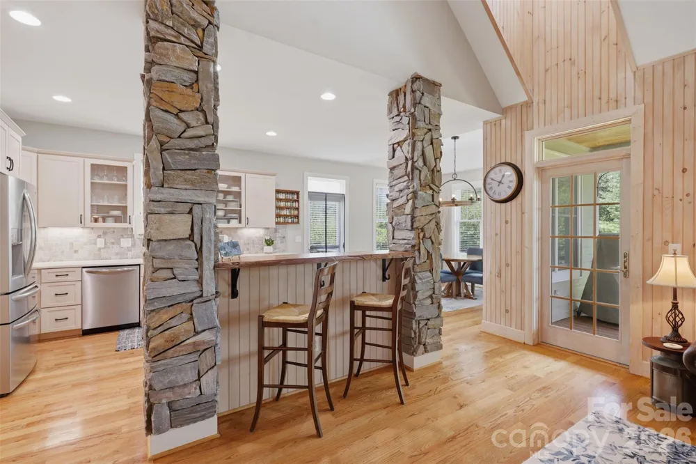 292 Charter Ridge Jefferson, NC 28640