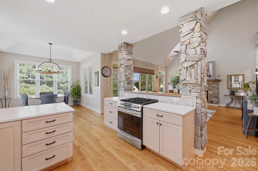 292 Charter Ridge Jefferson, NC 28640