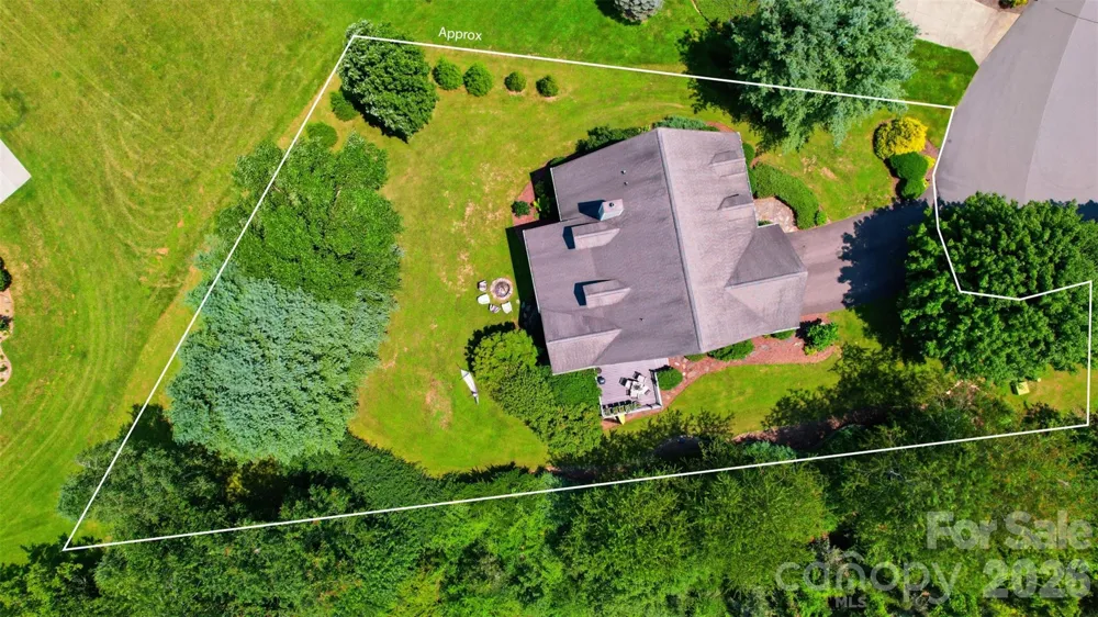 292 Charter Ridge Jefferson, NC 28640