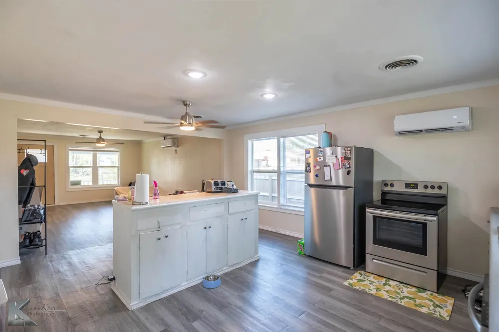 600 SE 3rd Street Knox City, TX 79529