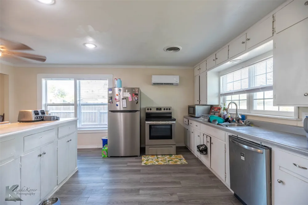 600 SE 3rd Street Knox City, TX 79529