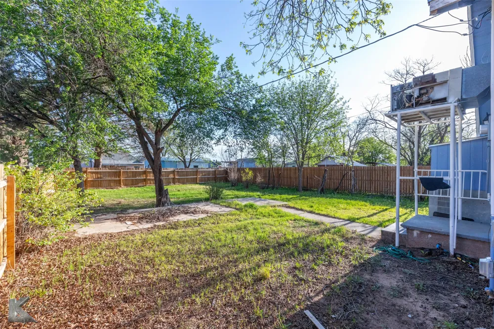 600 SE 3rd Street Knox City, TX 79529