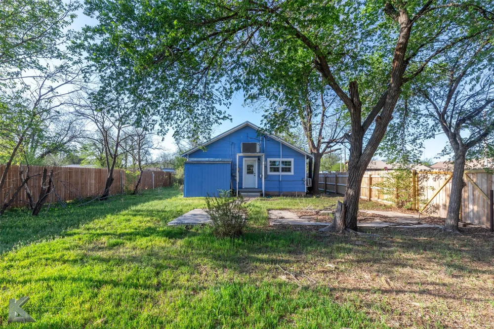 600 SE 3rd Street Knox City, TX 79529