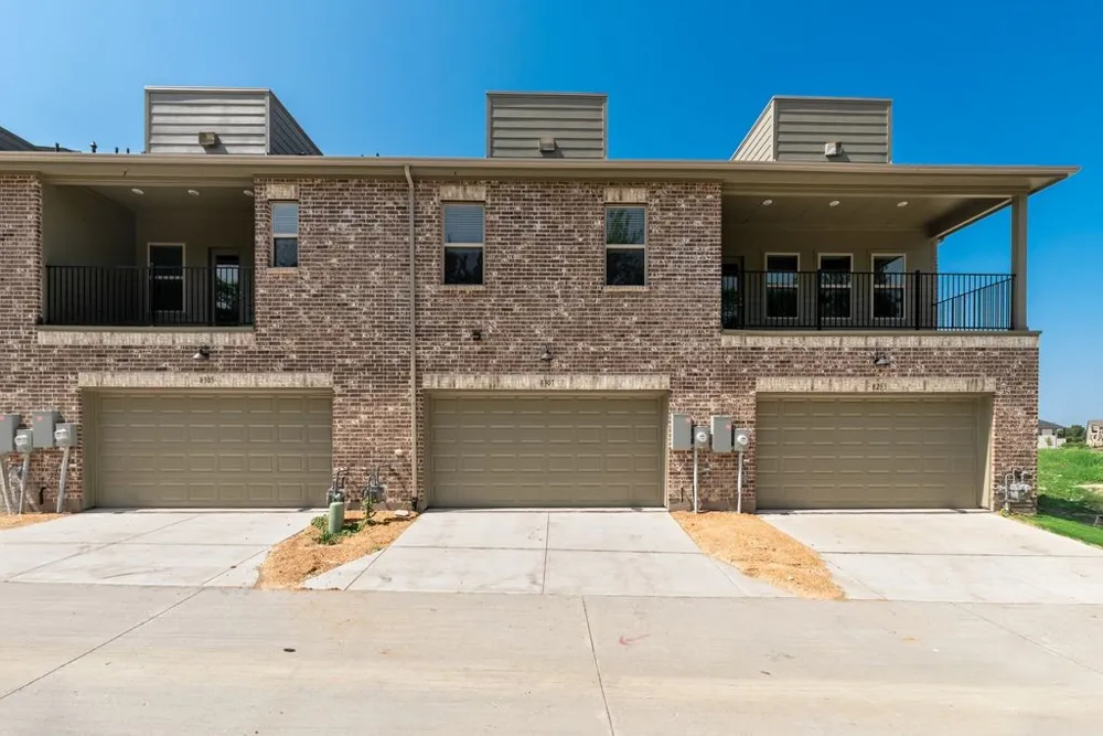 8301 Bayside Drive Rowlett, TX 75088