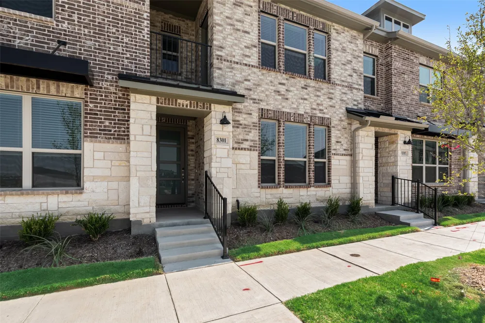 8301 Bayside Drive Rowlett, TX 75088