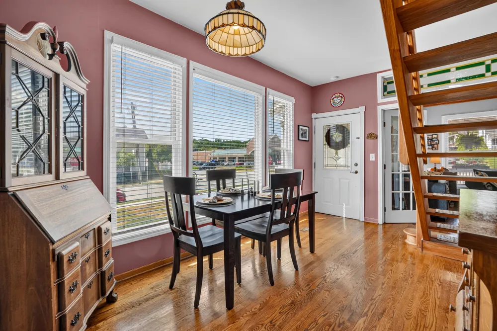 504 Center Street Northville, MI 48167