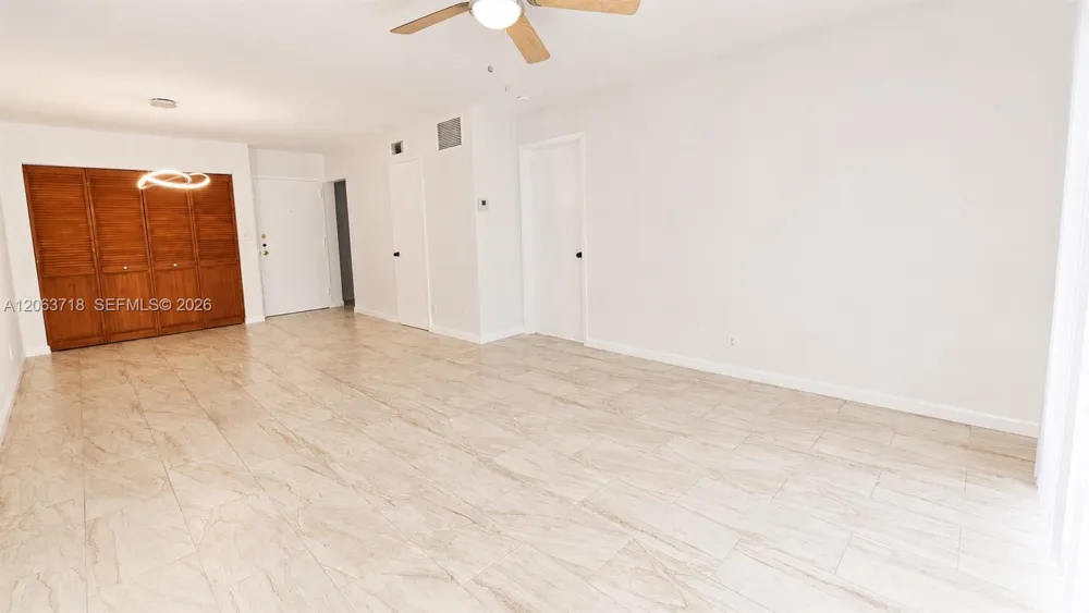 3101 Oakland Shores Dr #H203 Oakland Park, FL 33309