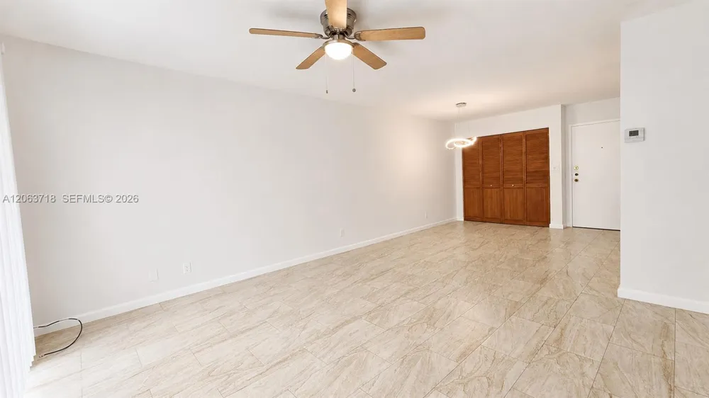 3101 Oakland Shores Dr #H203 Oakland Park, FL 33309